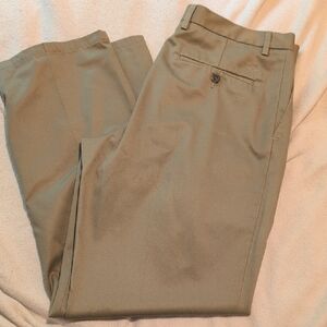 Dockers Signature Relaxed Fit Pleated Front Pant 33x32